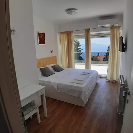 Pool-villa „4 Seasons“ Seaview *