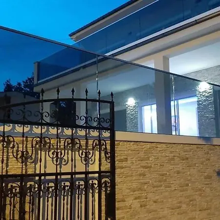 Pool-villa „4 Seasons“ Seaview * Novi Vinodolski